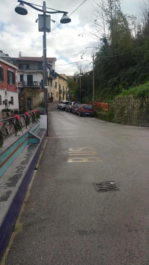 Il Casadduoglio Lägenhet Vietri Exteriör bild