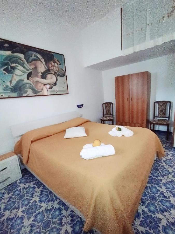 Il Casadduoglio Lägenhet Vietri Exteriör bild
